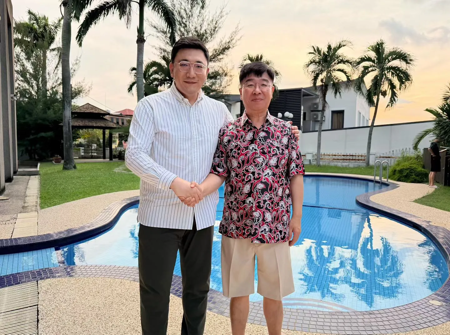 Andrew David W.Y. with Professor Guo Xiangang